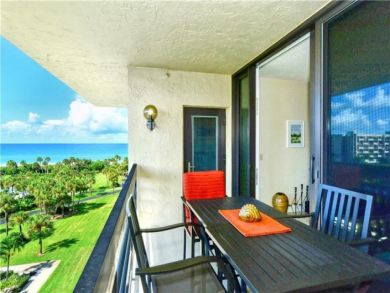 Charming Vacation Rental on Longboat Key. Call Today